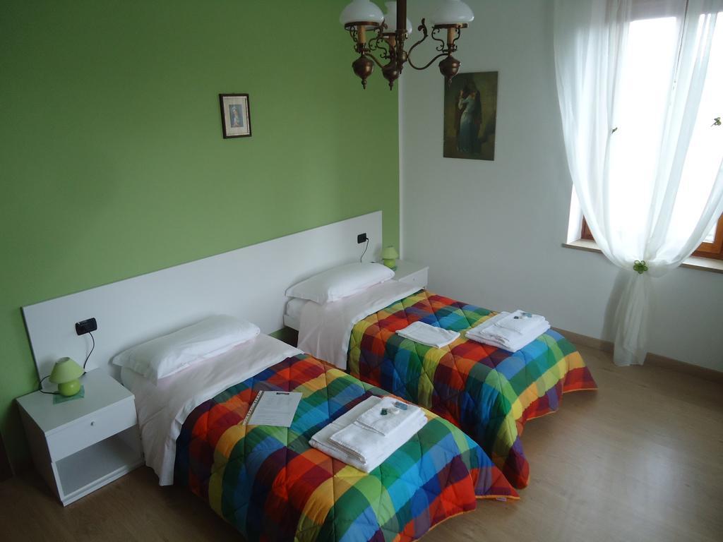 Spagna B&B Verona Habitación foto
